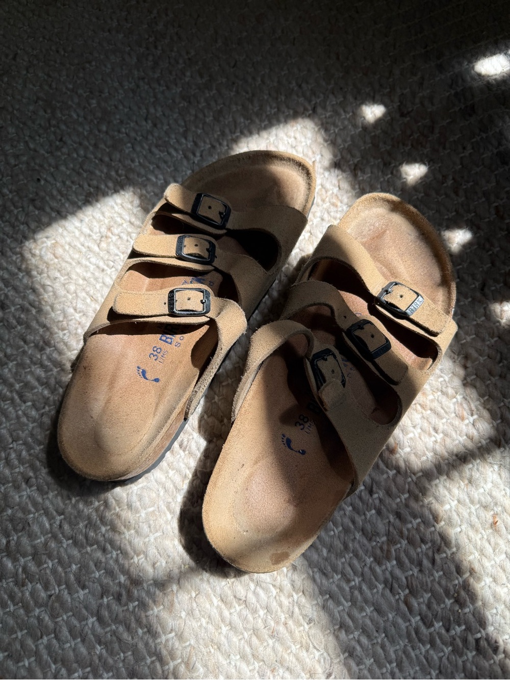 Birkenstock Suede Soft Footbed Florida Sandals in Brown